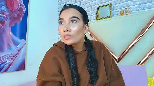 Snapshot of Meggan_Rosse01 chatting on 07/06/26, 03:46 Meggan Rosse01 online show from 07/06/26, 03:46