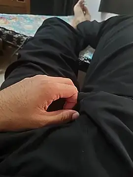 hugedick177777 online show from 07/10/26, 11:32