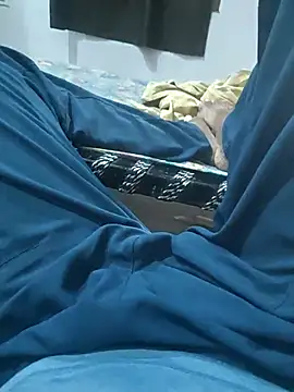 hugedick177777 online show from 07/13/26, 12:04