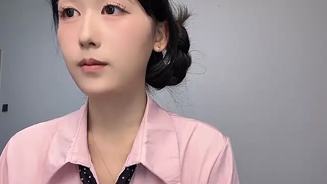 Snapshot of Tina-Tina chatting on 07/11/26, 03:07 Tina-Tina online show from 07/11/26, 03:07