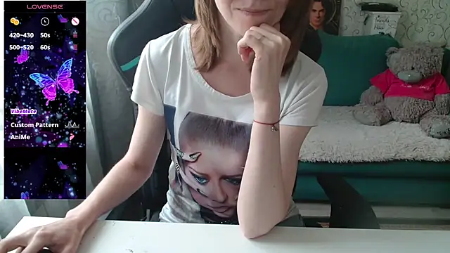   Alisa   online show from 07/08/26, 11:55