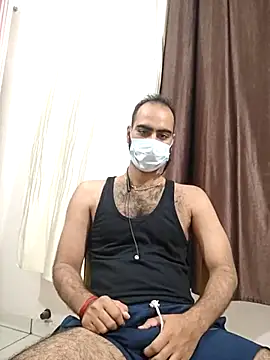 Snapshot of darinda9090 chatting on 07/13/26, 12:04 darinda9090 online show from 07/13/26, 12:04