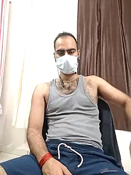Snapshot of darinda9090 chatting on 07/15/26, 04:25 darinda9090 online show from 07/15/26, 04:25