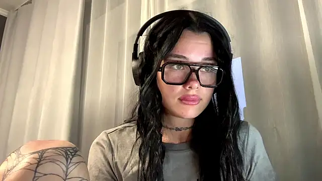 Astrid XxX online show from 07/07/26, 07:06
