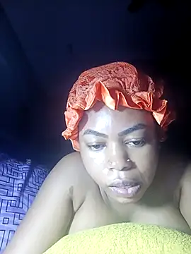 Snapshot of GoddessCocoDesire chatting on 07/10/26, 11:27 GoddessCocoDesire online show from 07/10/26, 11:27
