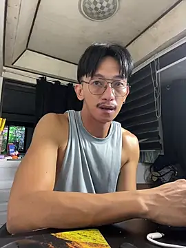 shyslayer09 online show from 07/08/26, 10:05