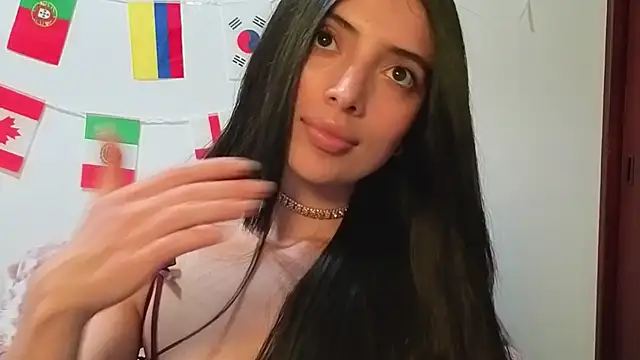 Snapshot of cynthia__ chatting on 07/10/26, 12:21 cynthia online show from 07/10/26, 12:21