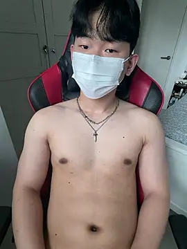 kr hotguy1 online show from 07/14/26, 01:49