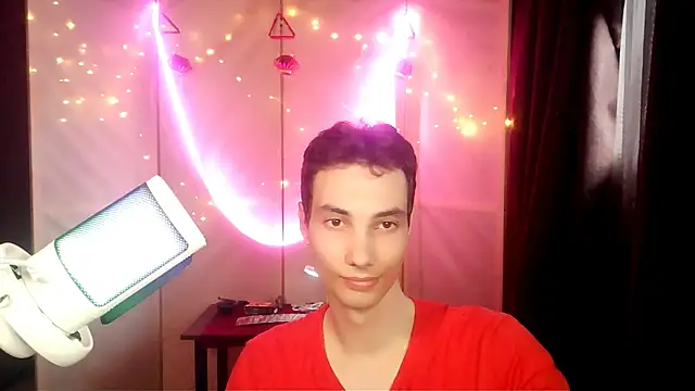 Snapshot of Merlin__Good chatting on 07/07/26, 03:37 Merlin Good online show from 07/07/26, 03:37