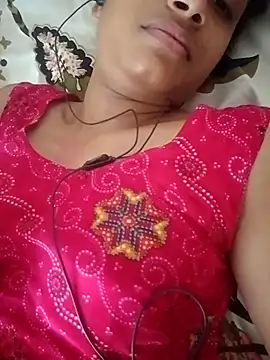 Snapshot of Lovely-Gupta chatting on 07/16/26, 04:09 Lovely-Gupta online show from 07/16/26, 04:09
