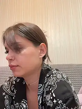 Snapshot of Dayan_a chatting on 07/13/26, 05:23 Dayan a online show from 07/13/26, 05:23