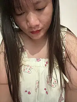 Snapshot of Zully- chatting on 07/07/26, 03:26 Zully- online show from 07/07/26, 03:26