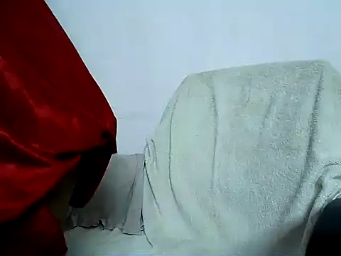 Hotradhika007 online show from 07/09/26, 03:11