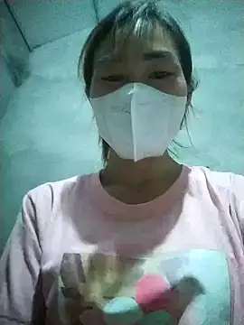 quyquy01 online show from 07/09/26, 04:28