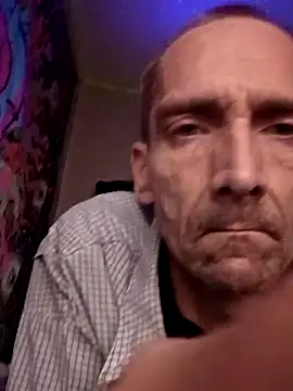 Snapshot of gregzeroglover chatting on 07/25/26, 10:27 gregzeroglover online show from 07/25/26, 10:27