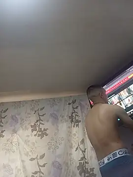 Daniiisss online show from 07/10/26, 03:45