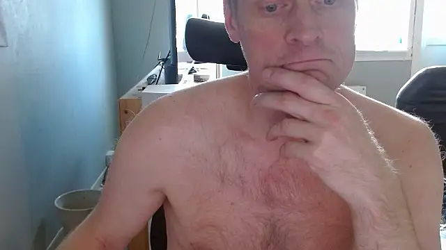 Snapshot of AbleLadybird76 chatting on 07/08/26, 11:33 AbleLadybird76 online show from 07/08/26, 11:33