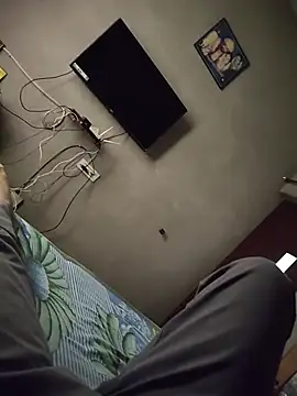 indianhotboy020 online show from 08/03/26, 04:31