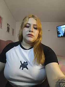 Kit Cat online show from 07/15/26, 03:02