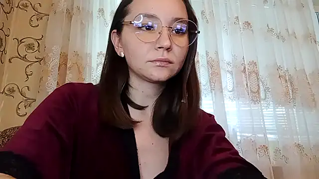 IsabelKim  online show from 07/11/26, 01:00