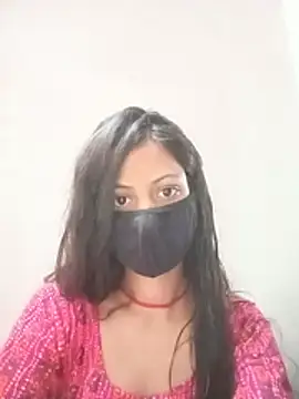 Snapshot of Queen_Sakshi1 chatting on 07/12/26, 05:19 Queen Sakshi1 online show from 07/12/26, 05:19