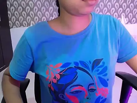 Snapshot of kiaraa_01 chatting on 07/10/26, 05:13 kiaraa 01 online show from 07/10/26, 05:13