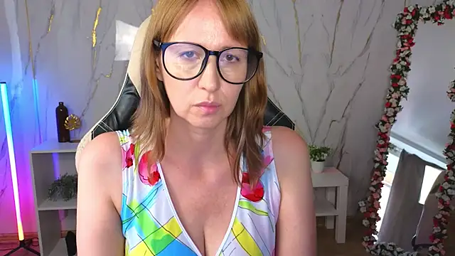 Snapshot of Elizabeth_Grace chatting on 07/13/26, 08:24 Elizabeth Grace online show from 07/13/26, 08:24