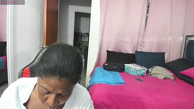 LupeAdams online show from 03/28/26, 04:02