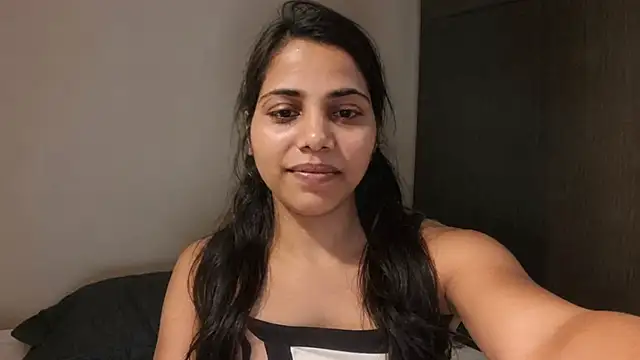 Snapshot of Sakina62 chatting on 07/11/26, 05:08 Sakina62 online show from 07/11/26, 05:08