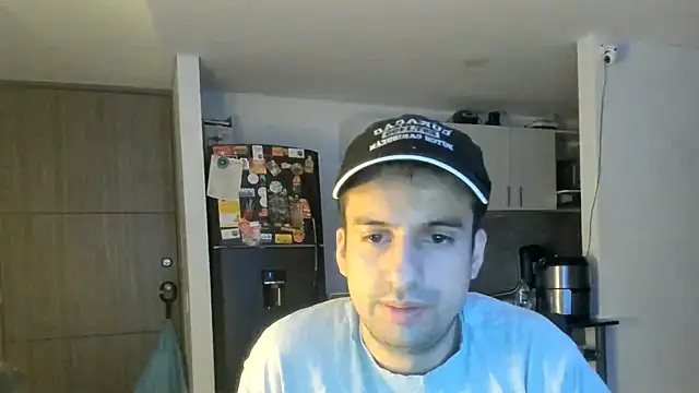 Snapshot of iammateo99 chatting on 07/16/26, 09:06 iammateo99 online show from 07/16/26, 09:06