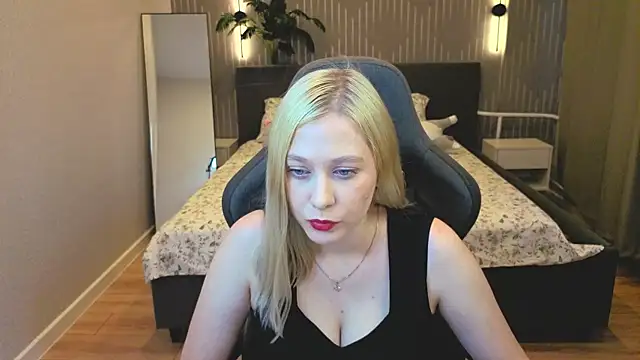 Snapshot of AmeliaxCandy chatting on 07/21/26, 11:55 AmeliaxCandy online show from 07/21/26, 11:55