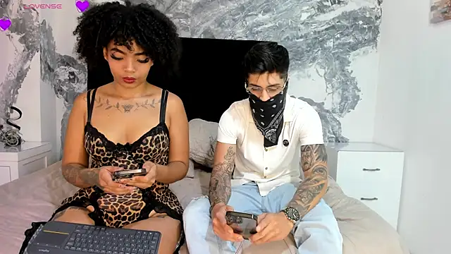 ErickAndSasha online show from 07/12/26, 05:03