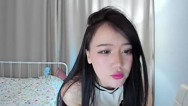 AmiliYan online show from 04/17/26, 09:45