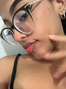 Snapshot of Kimy_lux chatting on 07/12/26, 02:12 Kimy lux online show from 07/12/26, 02:12