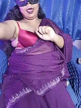 Snapshot of Indu-23 chatting on 07/15/26, 06:04 Indu-23 online show from 07/15/26, 06:04