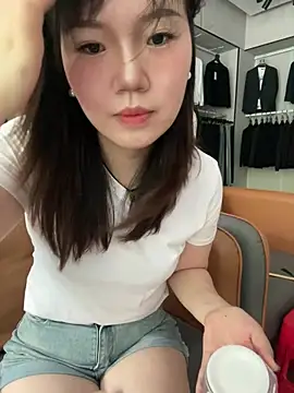 qiqi286 online show from 07/13/26, 01:16