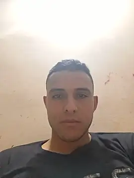 Snapshot of andycalis_97 chatting on 07/13/26, 01:27 andycalis 97 online show from 07/13/26, 01:27