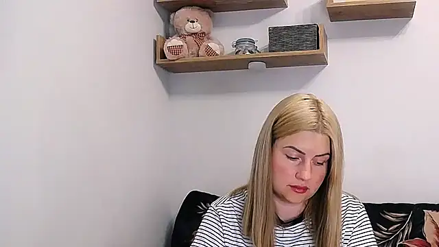 alisenties online show from 07/10/26, 02:39