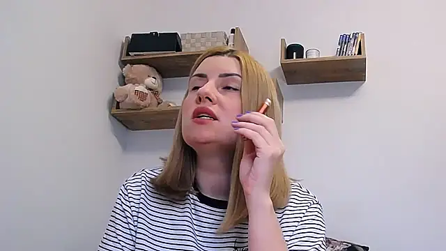 alisenties online show from 03/15/26, 04:14