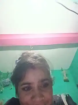 Hotty meena online show from 07/15/26, 05:20