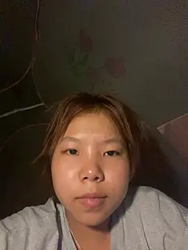Snapshot of -Qincy- chatting on 07/13/26, 04:06 -Qincy- online show from 07/13/26, 04:06