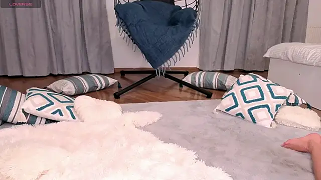 Melissande online show from 07/22/26, 08:11