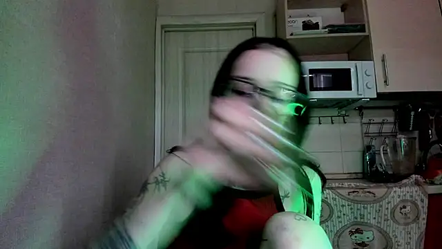 Snapshot of Honey_Mollyy chatting on 07/14/26, 07:46 Honey Mollyy online show from 07/14/26, 07:46