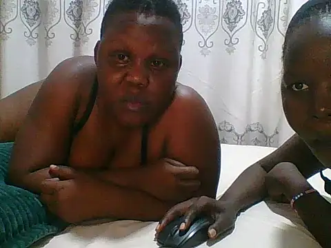 Snapshot of Sexythickletty chatting on 07/13/26, 08:19 Sexythickletty online show from 07/13/26, 08:19