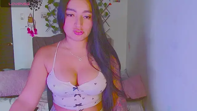 Allisson  22 online show from 07/14/26, 10:16
