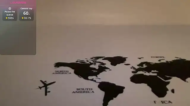 Snapshot of sharon90_sexy chatting on 07/13/26, 08:52 sharon90 sexy online show from 07/13/26, 08:52