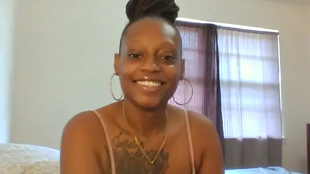 Snapshot of Mz_Goddess chatting on 07/29/26, 06:29 Mz Goddess online show from 07/29/26, 06:29