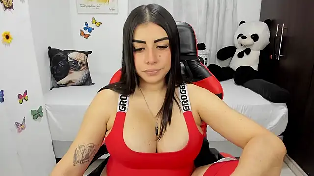 lucy007  online show from 04/04/26, 12:28