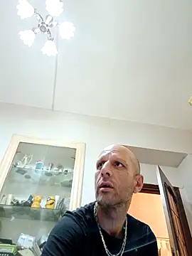 Snapshot of marco77to chatting on 07/16/26, 12:57 marco77to online show from 07/16/26, 12:57