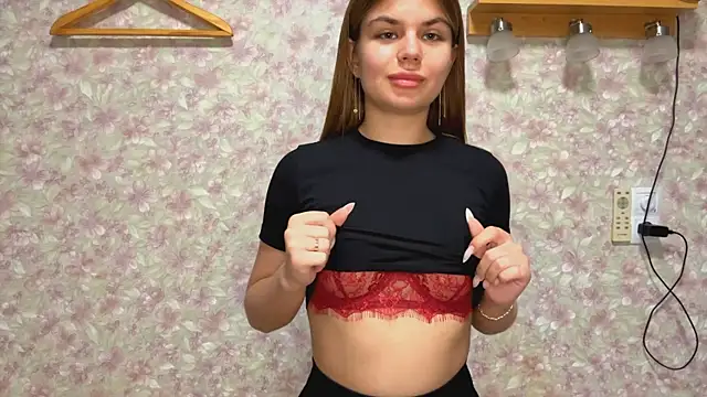 Snapshot of MillaBabe chatting on 07/19/26, 12:24 MillaBabe online show from 07/19/26, 12:24